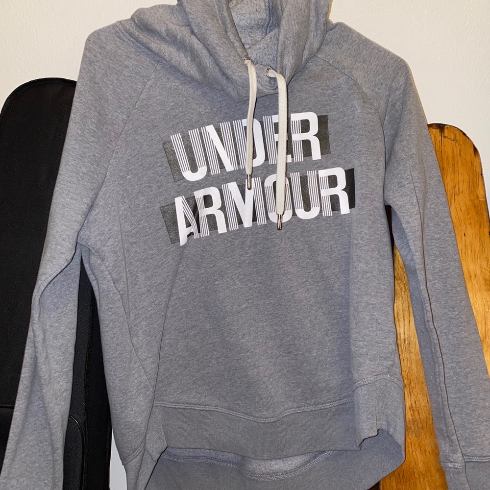 Under Armour sweatshirt